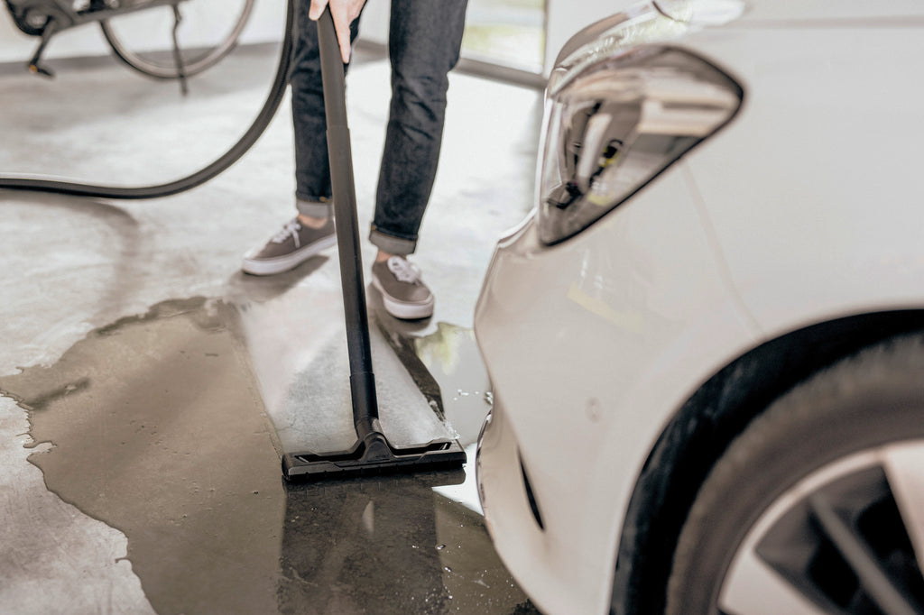 KARCHER WD4V-20-5-22 USISIVAC ZA SUVO I MOKRO